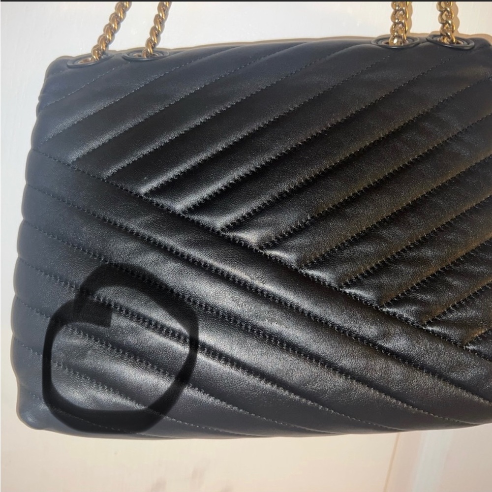 Tory Burch Kira Chevron Convertible Shoulder Bag - Picture 16 of 16